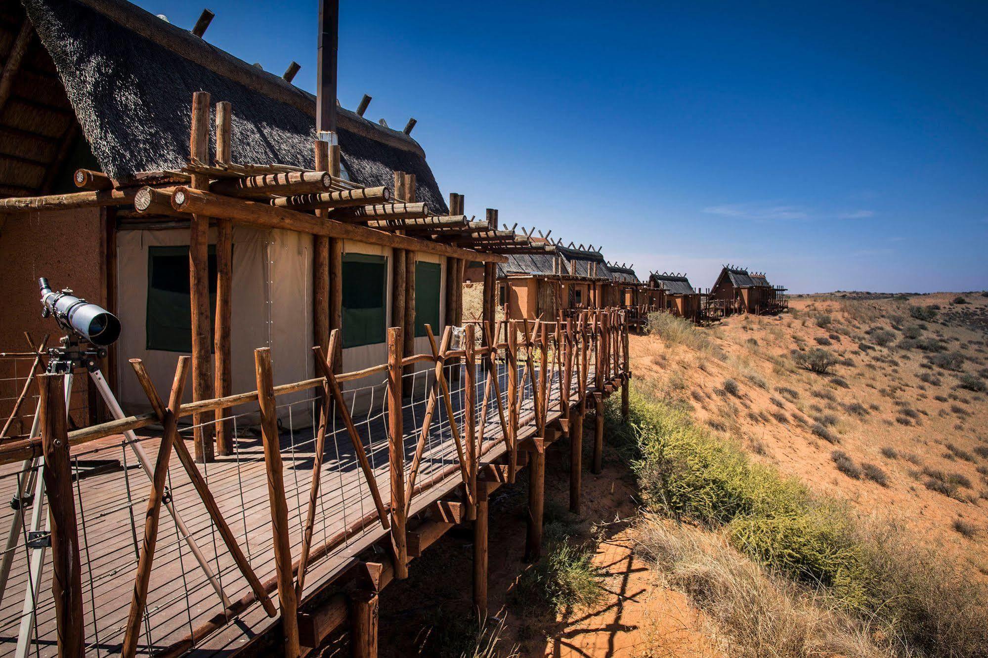 Xaus Lodge Twee Rivieren Exterior foto